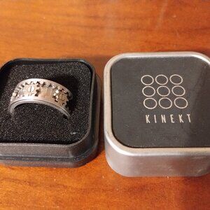 Kinekt ring size 13